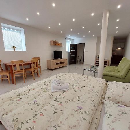 Vehlovice Apartments Mělník Dış mekan fotoğraf