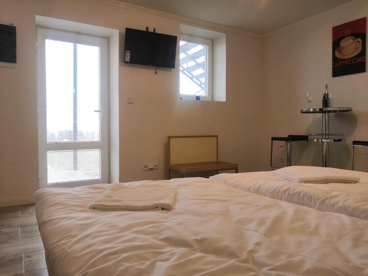 Vehlovice Apartments Mělník Dış mekan fotoğraf