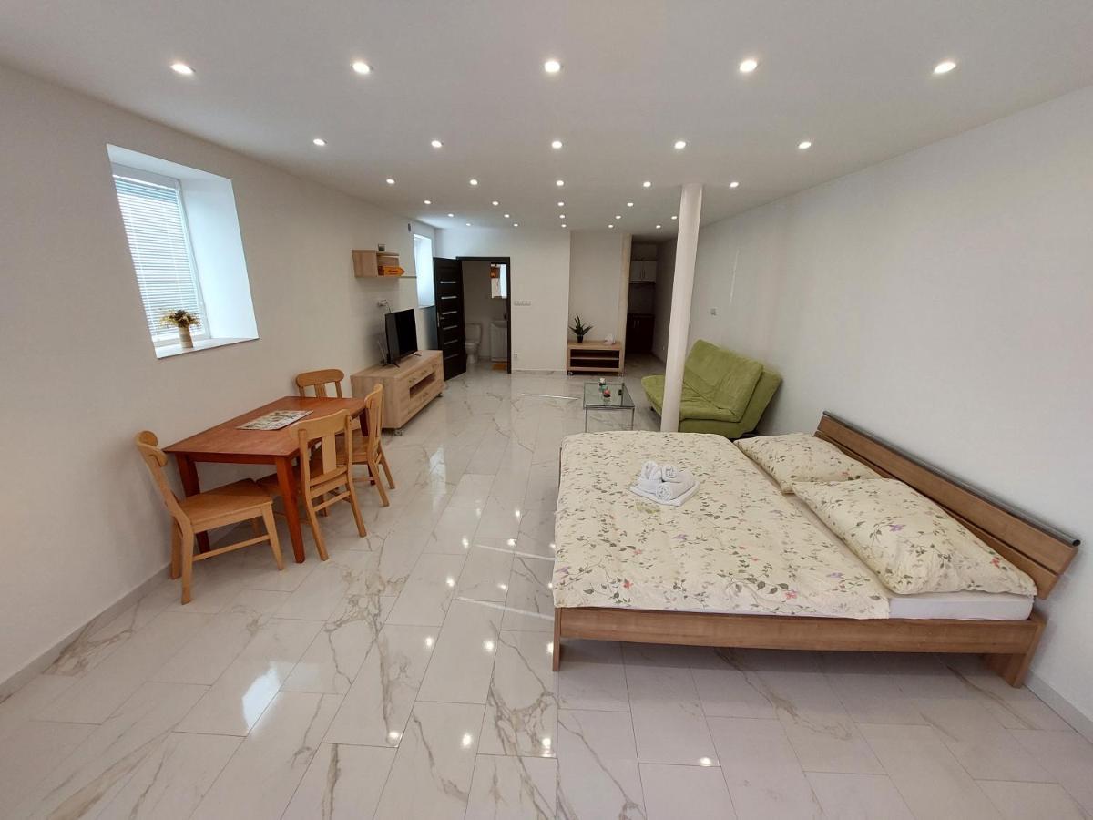 Vehlovice Apartments Mělník Dış mekan fotoğraf